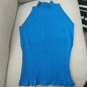 Cobalt slvless sweater knit keyhole back top